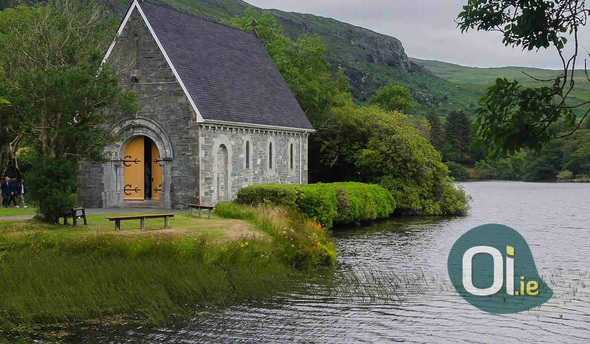 Gougane Barra oratory by Jonjobaker. CC by SA 2.0